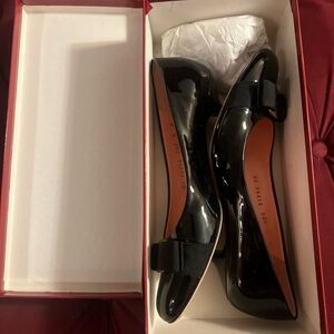 Classic Salvatore Ferragamo kitten heel